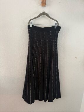Diane Von Furstenberg Black Knit Midi Skirt with Contrast Stitching